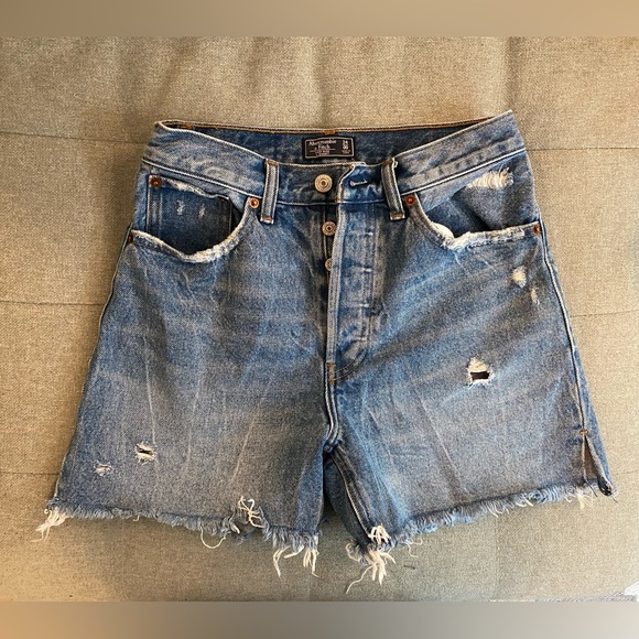 Abercrombie & Fitch High Rise 4” Denim Shorts - Picture 2 of 4